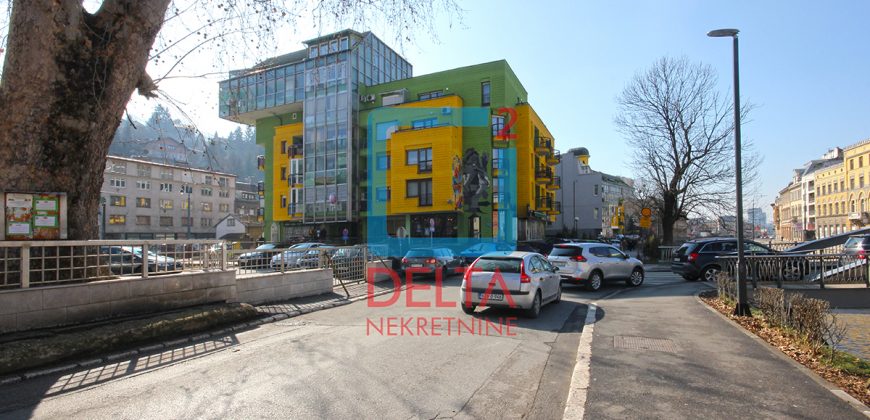 Poslovni prostor 100m2 na odličnoj lokaciji, Stari Grad