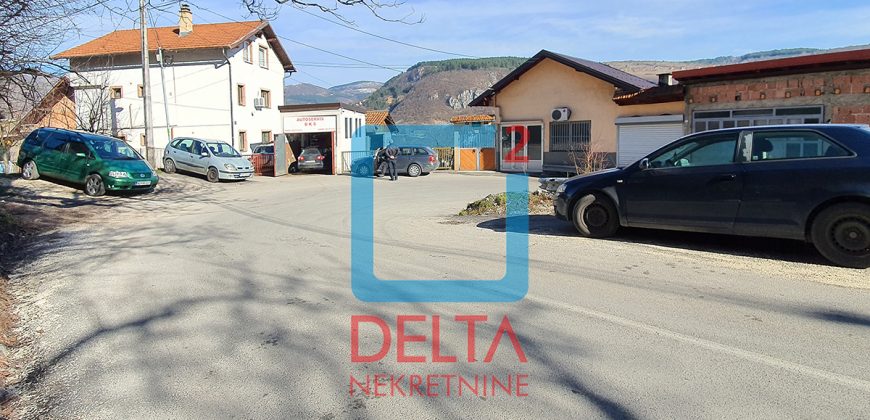 Dvospratna kuća sa lijepim pogledom, na parceli 367m2, Zmajevac / Stari Grad