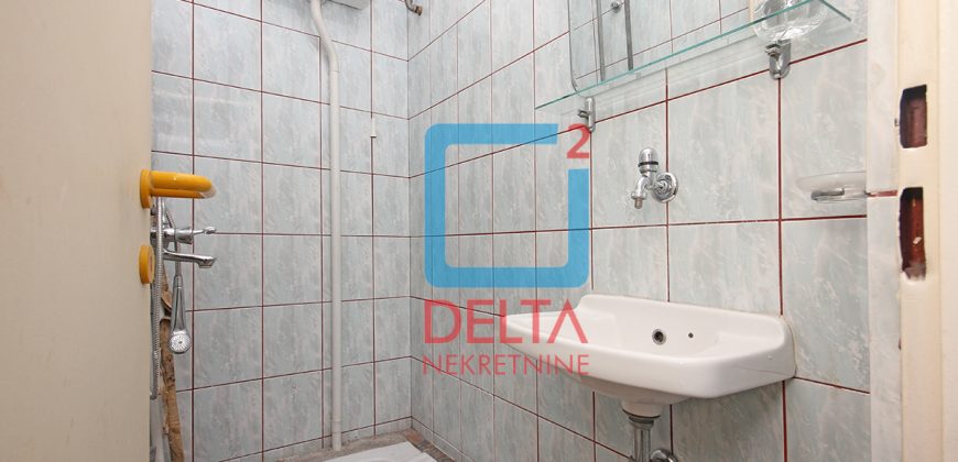 Poslovni prostor 100m2 na odličnoj lokaciji, Stari Grad