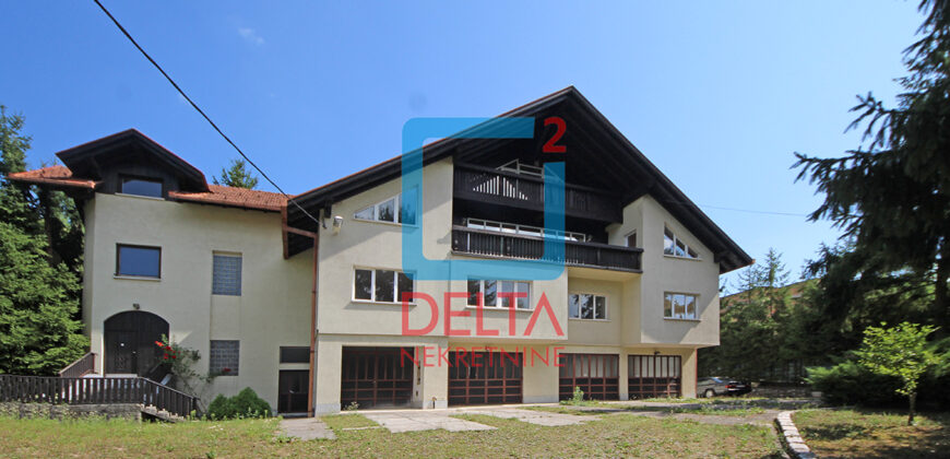 Kuća / vila na parceli 2485m², Hotonj, Vogošća, Sarajevo