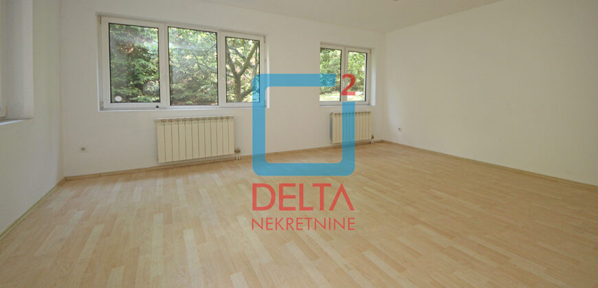 Kuća / vila na parceli 2485m², Hotonj, Vogošća, Sarajevo