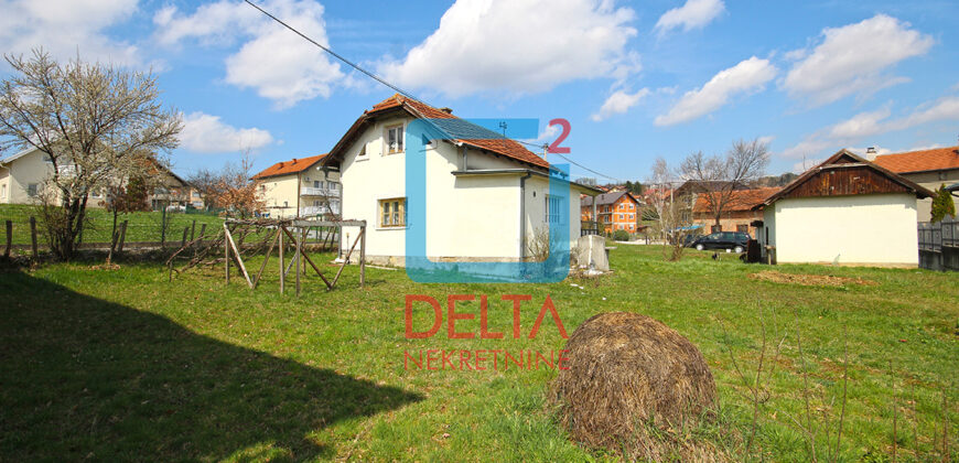 Kuća 70m² na parceli 1380m², Bojnik, Novi Grad