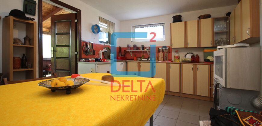 Vikendica 50m² na parceli 867m², Rakovica, Ilidža