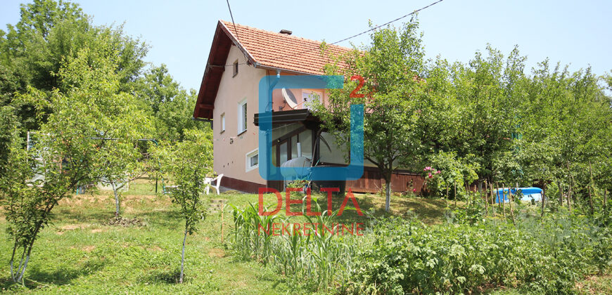 Vikendica 50m² na parceli 867m², Rakovica, Ilidža