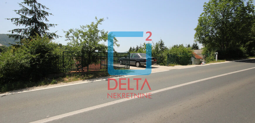 Vikendica 50m² na parceli 867m², Rakovica, Ilidža