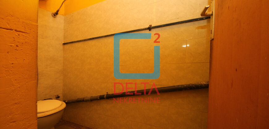 Poslovni prostor / 82m2 / Dobrinja / Novi Grad