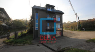Atraktivan poslovni prostor / 50m2 / parking / Hrasno