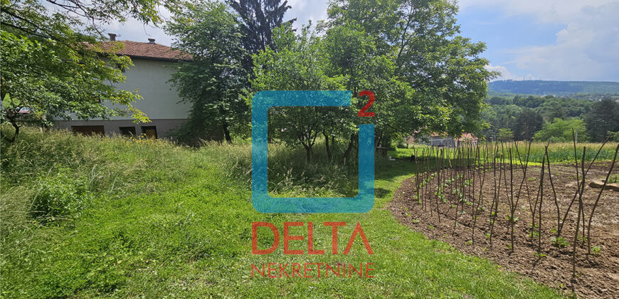 Prilika! Zemljište na atraktivnoj lokaciji / Nahorevo