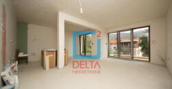 Trosoban stan / 1. sprat / 78m2 / Logavina / Stari Grad