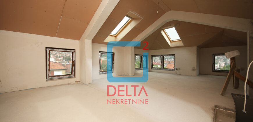 Petosoban stan / 120m2 / Logavina / Stari Grad