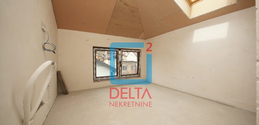 Petosoban stan / 120m2 / Logavina / Stari Grad