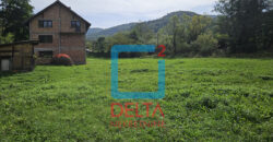 Kuća / okućnica 3000m2 / Podgrab / Prača