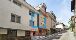 Dvosoban stan / 3.sprat / parking / Mejtaš / Centar