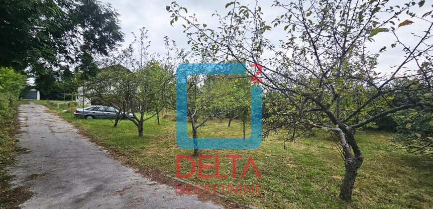 Vikendica na odličnoj lokaciji / Osjek / Ilidža