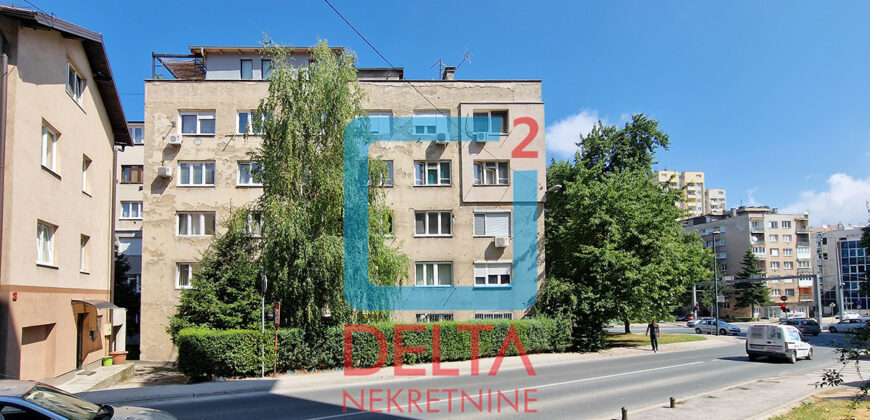 Namješten četverosoban stan / 70m2 / Grbavica / Kovačići