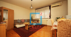 Dvosoban stan površine 42m2 / Vrtovi Sunca / Centar