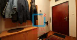 Dvosoban stan površine 42m2 / Vrtovi Sunca / Centar