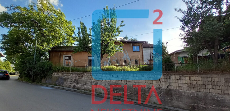 Ruševna kuća na atraktivnoj lokaciji 228m2 / Pofalići / Humska