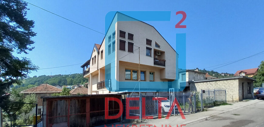 Stan 110m2 / Dejzina Bikića / Šip