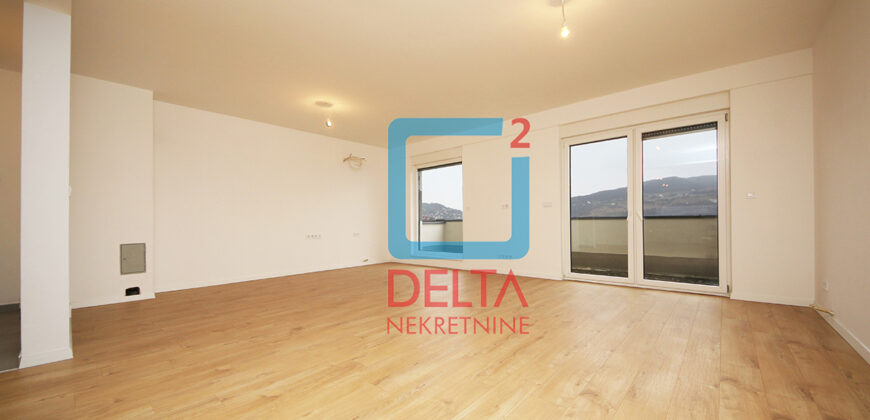 PENTHOUSE petosoban stan sa dvije terase / 164m2 / Poljine Hills