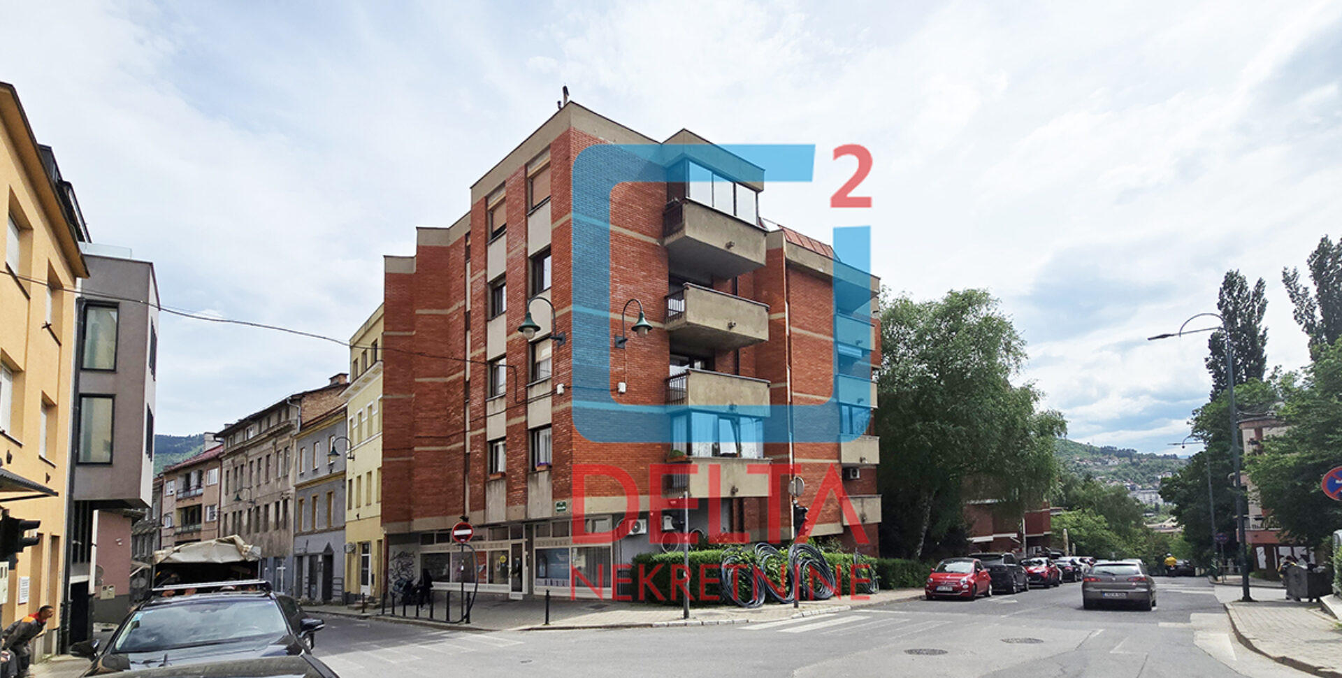 Četverosoban stan / 3.sprat / Džidžikovac / Mejtaš / Centar