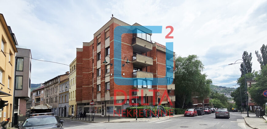 Četverosoban stan / 3.sprat / Džidžikovac / Mejtaš / Centar