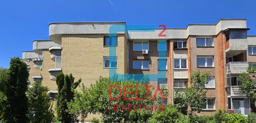 Adaptiran trosoban stan / 74m2 / dva balkona / Dobrinja