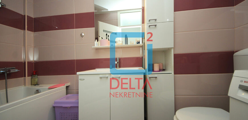 Luksuzno opremljen četverosoban stan 93m2 / Istočno Sarajevo / Dabrobosanska