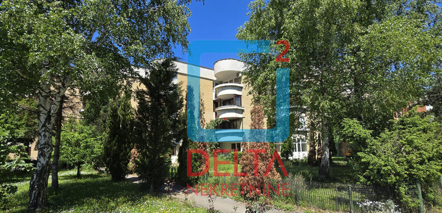 Adaptiran trosoban stan / 74m2 / dva balkona / Dobrinja
