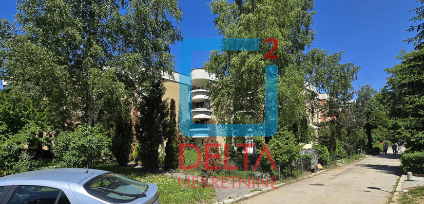 Adaptiran trosoban stan / 74m2 / dva balkona / Dobrinja