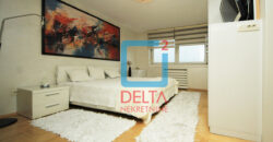 Luksuzan penthouse četverosoban stan/153m2/ Dolac Malta/Socijalno