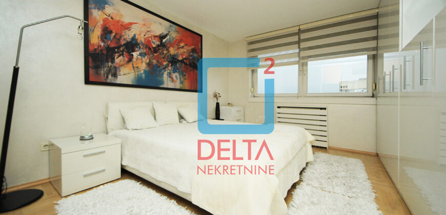 Luksuzan penthouse četverosoban stan/153m2/ Dolac Malta/Socijalno