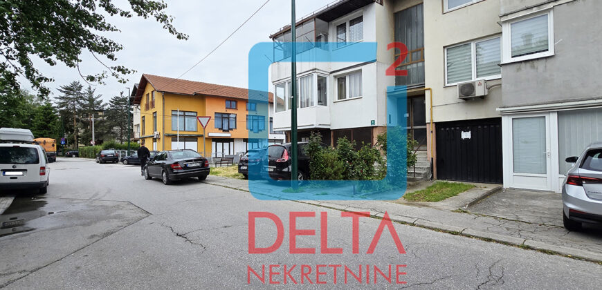 Garaža / Dobrinja / Aerodromsko / Novi Grad