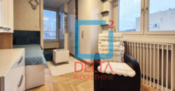 Luksuzan penthouse četverosoban stan/153m2/ Dolac Malta/Socijalno