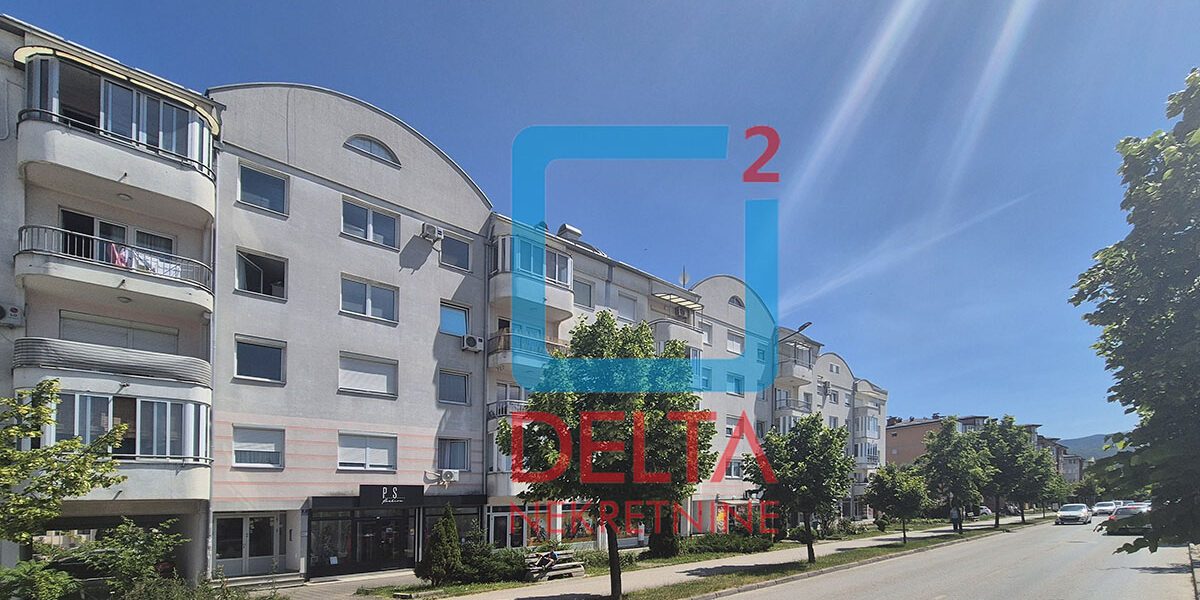 Dvosoban(opcija trosoban) stan Istočno Sarajevo / Garaža 16,5m2