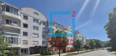 Dvosoban(opcija trosoban) stan Istočno Sarajevo / Garaža 16,5m2